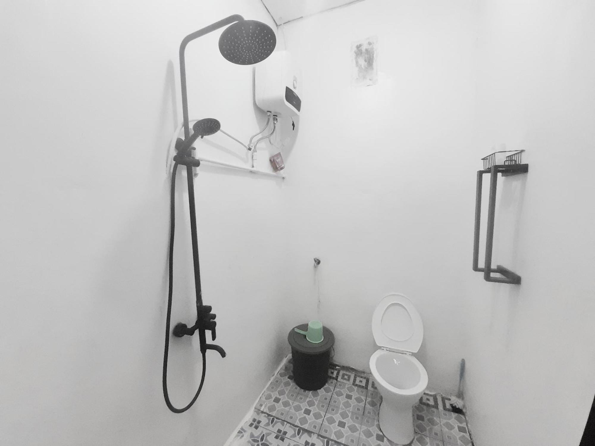 Baronda Guest House Sorong Extérieur photo