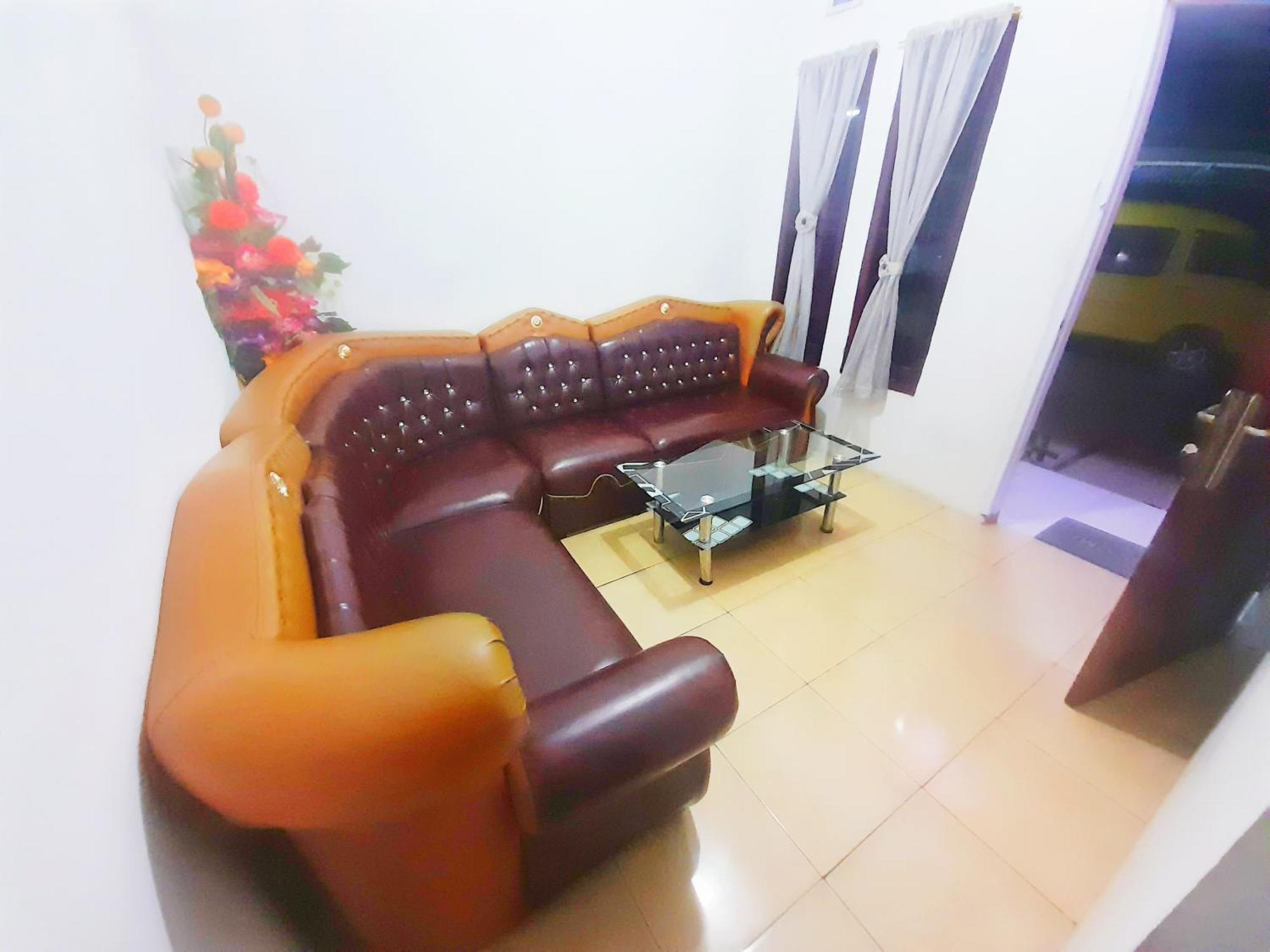 Baronda Guest House Sorong Extérieur photo