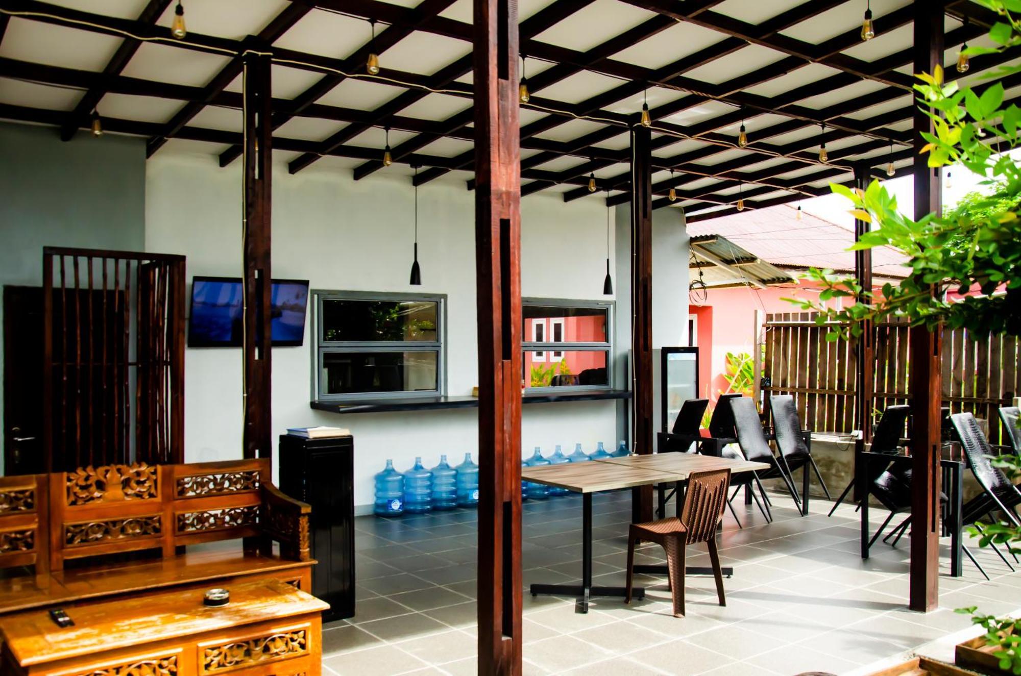Baronda Guest House Sorong Extérieur photo