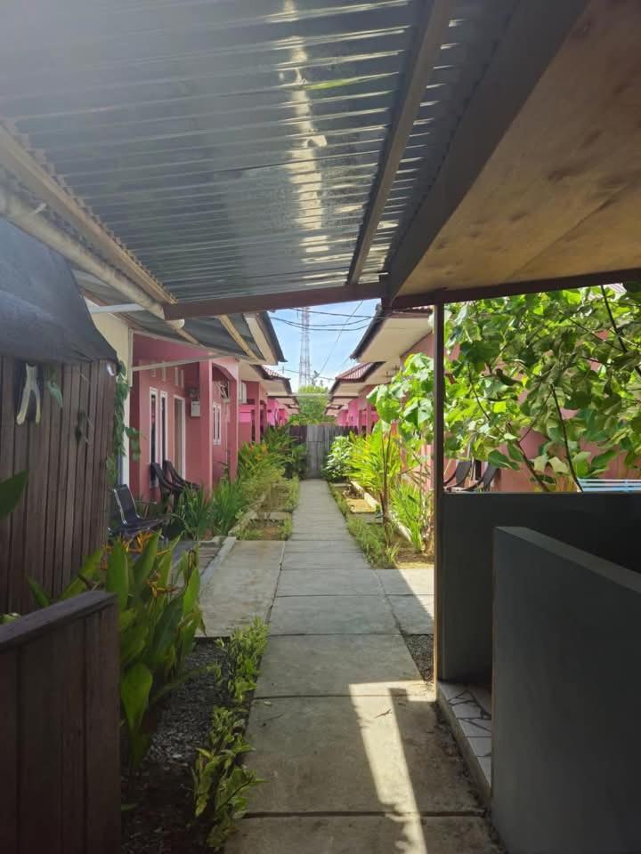 Baronda Guest House Sorong Extérieur photo