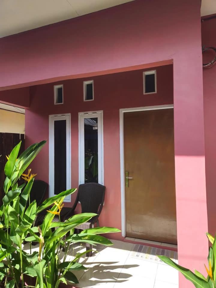 Baronda Guest House Sorong Extérieur photo